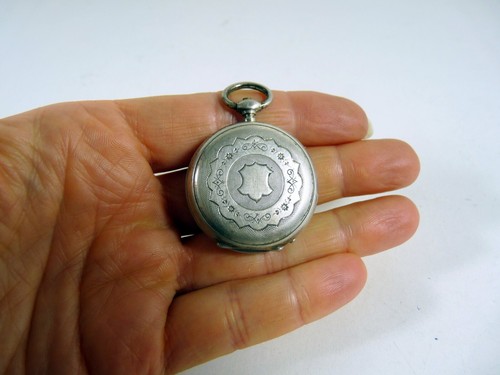 Ancienne montre gousset - clé, 8