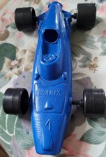 ANCIENNE VOITURE DE SPORT EN PLASTIQUE CADEAU BONUX