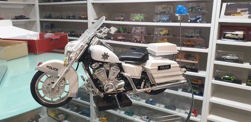 Moto miniature honda 1100 - moto,