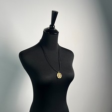 Chanel Authentique Collier