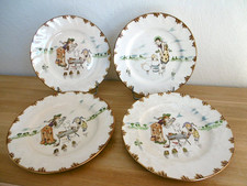 Quatre assiettes plates - quatre,