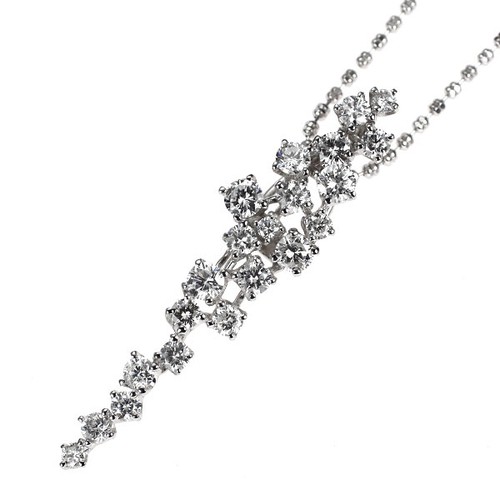 Collier pendentif diamant