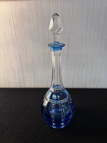 Carafe vin modèle - à,