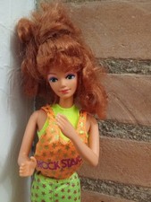 POUPEE BARBIE AND THE ROCKERS-1986-DIVA-TENUE  D'ORIGINE.3159.CORPS ARTICULE