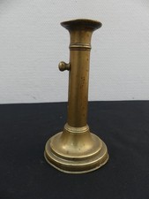 Bougeoir à Poussoir en  cuivre XIX ème