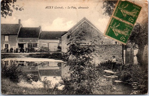 Auxy vau l - -, le