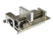 Vis trapézoïdale de table de