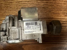 Vanne Gaz Honeywell VK4105C 1066 Chaudière De Dietrich DTG 120 FF (8388-5575)