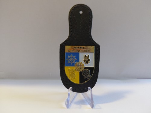 Insigne police de la - de,