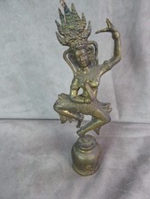 CLOCHETTE en bronze à décor de la DANSEUSE APSARA (Khmer).