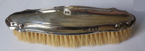 Ancienne brosse argent - ancienne,