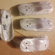 Lot De 4 Enjoliveurs prise 2P+T+chargeur USB semi-encastré Céliane blanc  68116