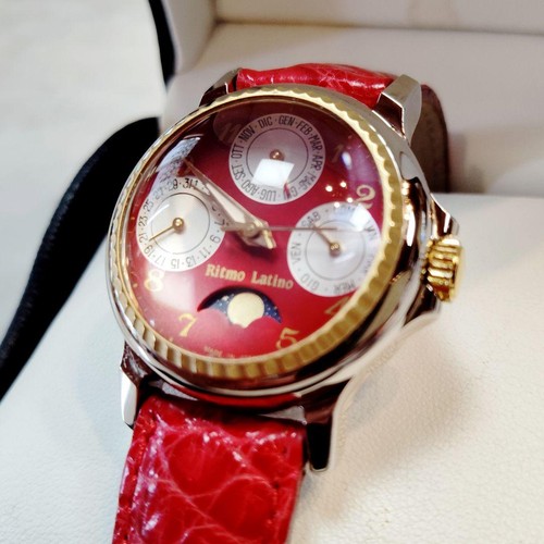 Montre quartz latino - à,