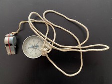 scoutisme : Boussole et sifflet du clan André Toulmé - Albi - 2eme guerre