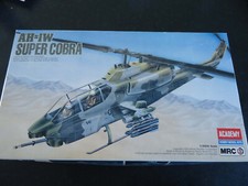 MAQUETTE SUPER COBRA AH IW