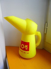 Ancien broc à huile de garage en plastique SHELL   tracteur  ANNÉES 60