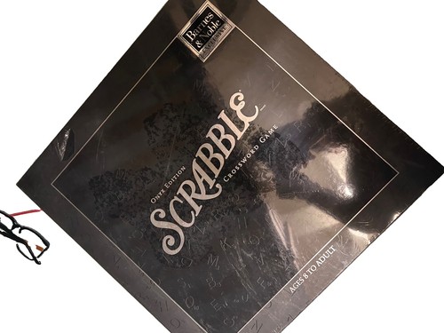 Scrabble onyx edition new - scrabble,