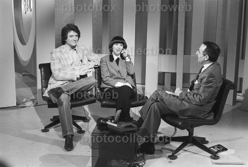 Mireille mathieu exclusive - mireille,