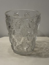 VASE CRISTAL R LALIQUE MODÈLE MALAGA LAVE RAISINS RÉFÉRENCE CATALOGUE LALIQUE
