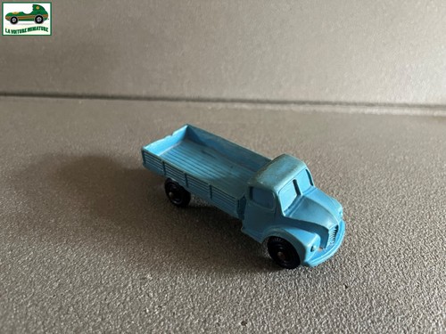 Voiture miniature ancien - miniature,