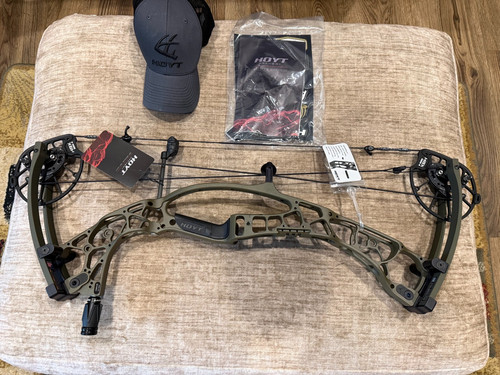 Hoyt 70lbs 25 - 60,