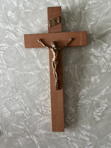 Petit crucifix bois - crucifix, en