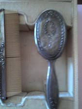 ancienne brosse et peigne en argent