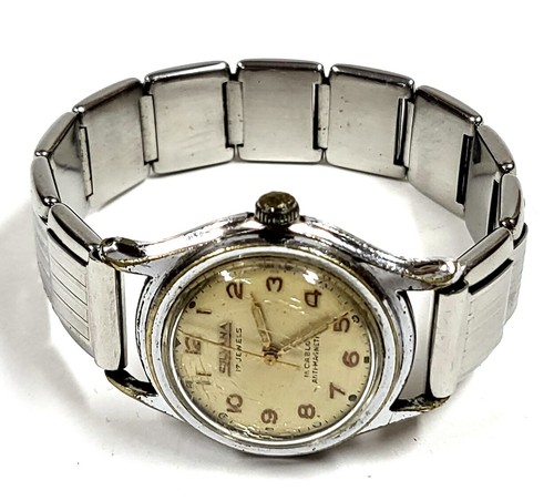 Montre poignet vintage - À,