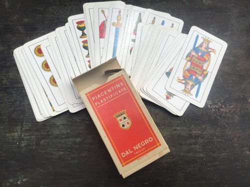 Jeu cartes piacentine italie - ,