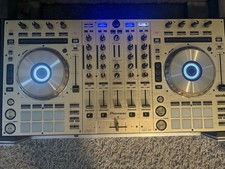 Pioneer DDJ-SX Gold Mixer