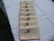 8 serviettes de table vintage