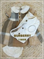 Burberry bébé fille 1 mois