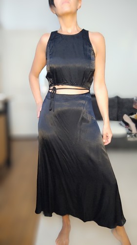 Robe noire satinée cut - noire,