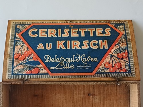 Ancienne boîte bois - boîte, chocolat