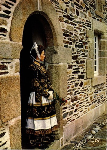 Cpm france folklore jeune - cpm,