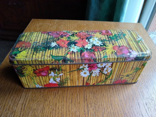 Ancienne boite fer - boite,