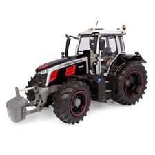 UNIVERSAL HOBBIES - Tracteur