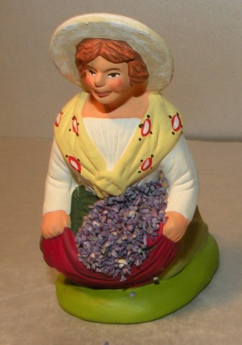 New lavender woman kneeling - new,