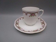 Tasse a café ancienne en