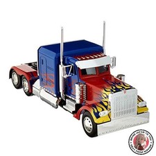 NOUVEAU camion Optimus Prime