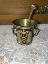 Mortier et pilon en laiton –