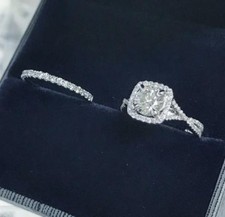 Bague de mariage en or blanc