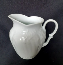 Pot à lait en porcelaine