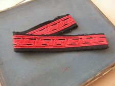 passementrie   galon militaire  rouge et noire     feuille de chene  ancien    