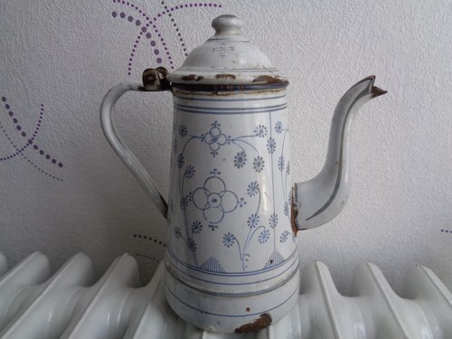 Ancienne cafetiere emaillee - ancienne,