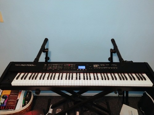 Roland 700sx electronic - roland,