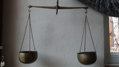 Balance fleau cuivre et - fleau,