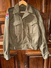 Blouson / veste militaire vintage pour reconstitution historique insigne réf M66