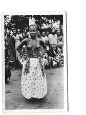 NU  DAHOMEY  JEUNE FETICHEUSE