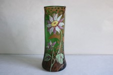 Vase en verre émaillé